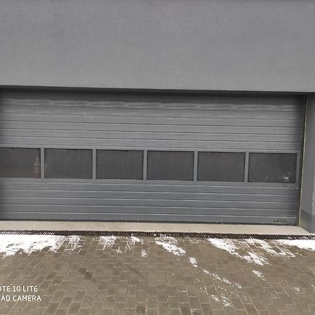 Apartament Pileckiego Nowy Dwor Mazowiecki Modlin Airport Exterior photo